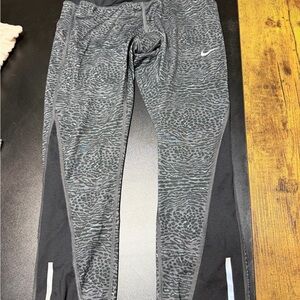 Nike Gray Patterned Leggings